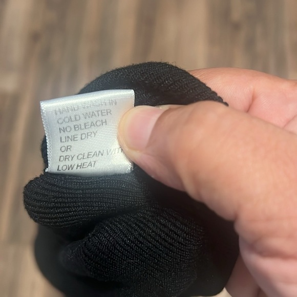 A.COUTE Black Silk Blend Ribbed Button-Up Cardigan - Size M - Picture 7 of 7